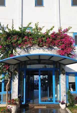 Bodrum Sky Отель Тургутрейс