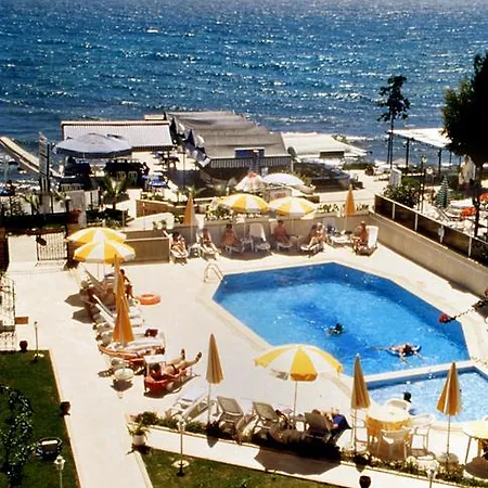Bodrum Sky トゥルグトレイス